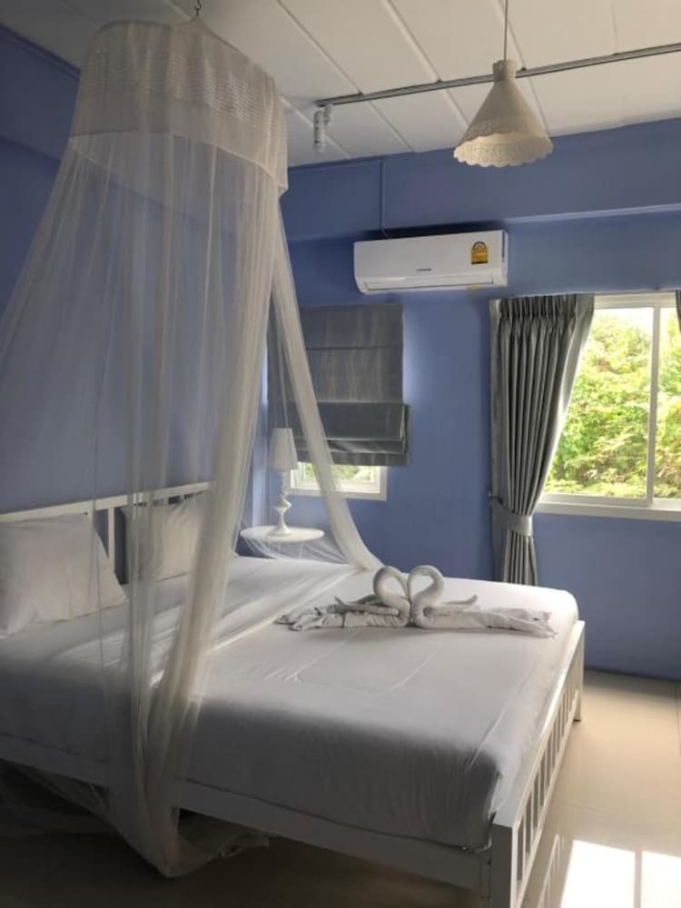 Standard Double Room photo 3