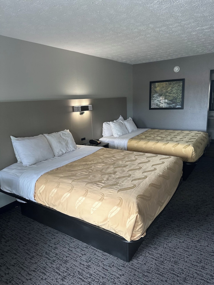 Suite, 2 Queen Beds, Non Smoking photo 1