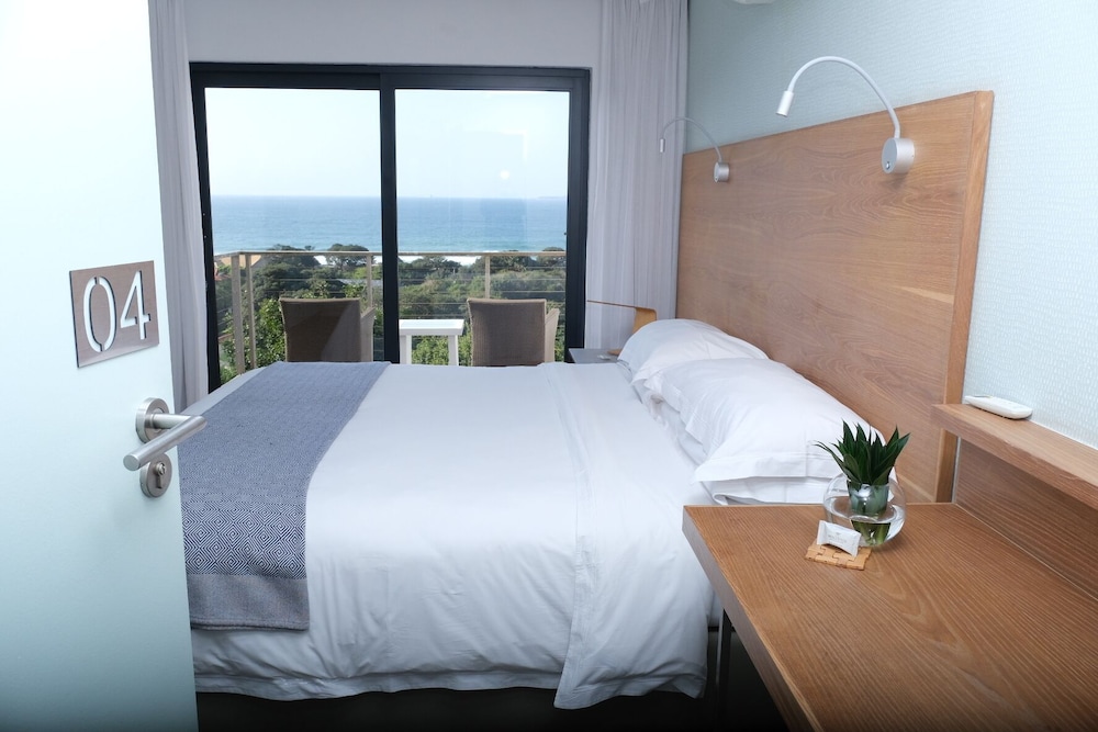 Standard Room, Balcony, Ocean View (Room 4)