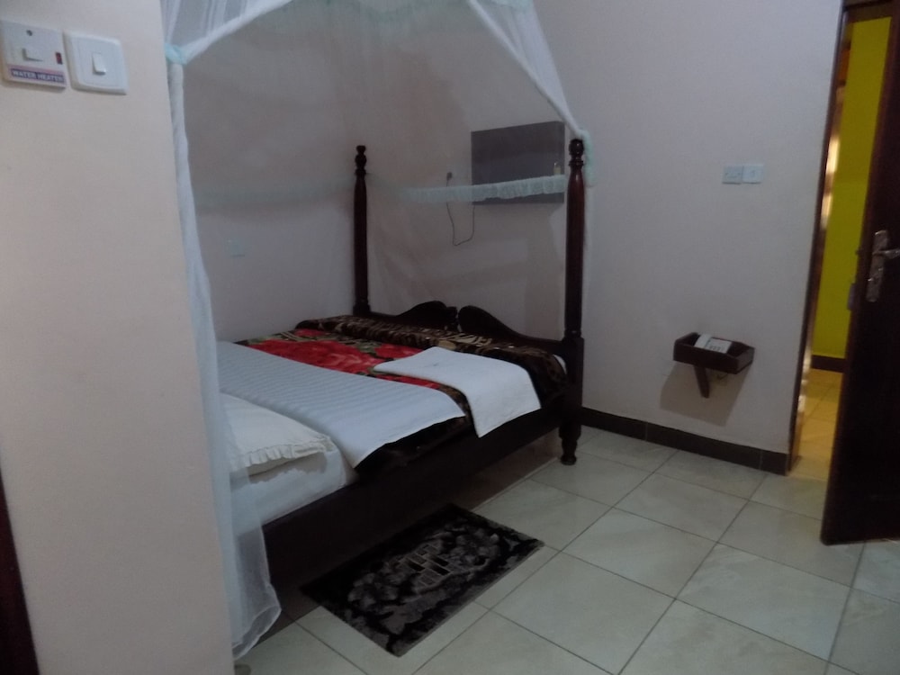 Single Room photo 2