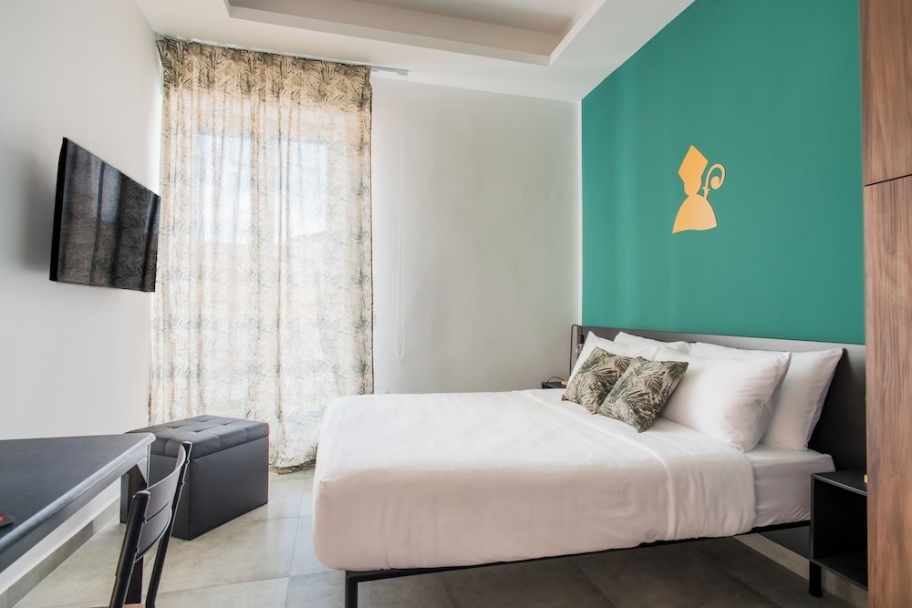 Deluxe Double Room, Balcony, City View