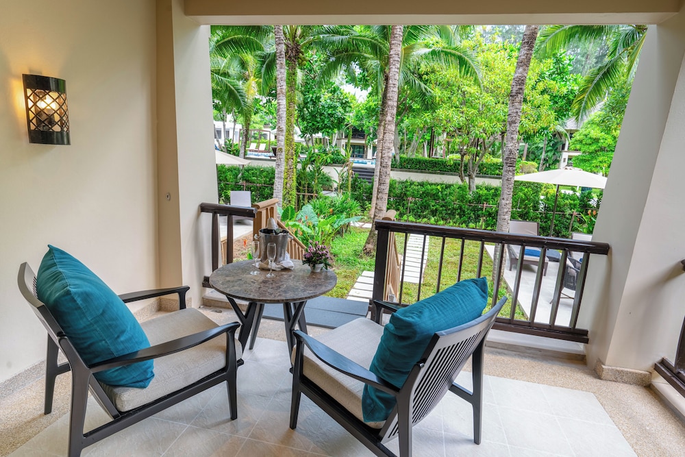 Deluxe Room, 1 King Bed (Garden Pavilion) - Photo 22