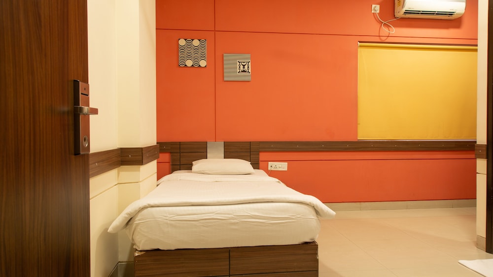 Standard Twin Room photo 1