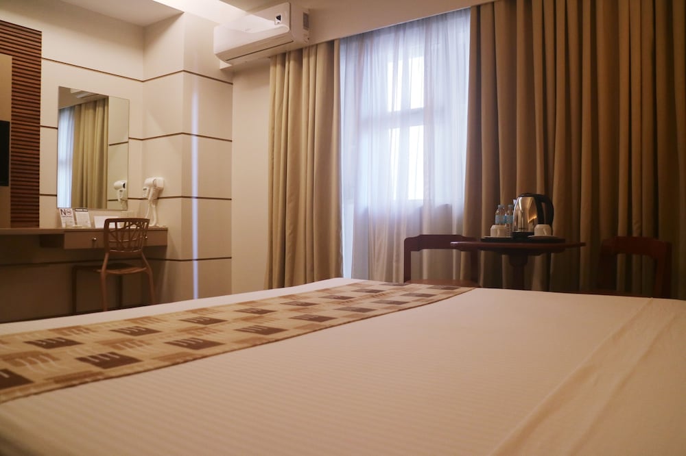 Premium Room (1 Bed) - Photo 4