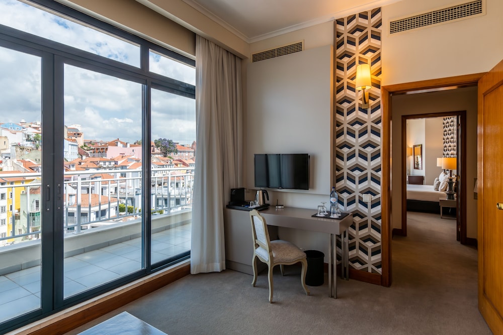 Suite - Photo 5