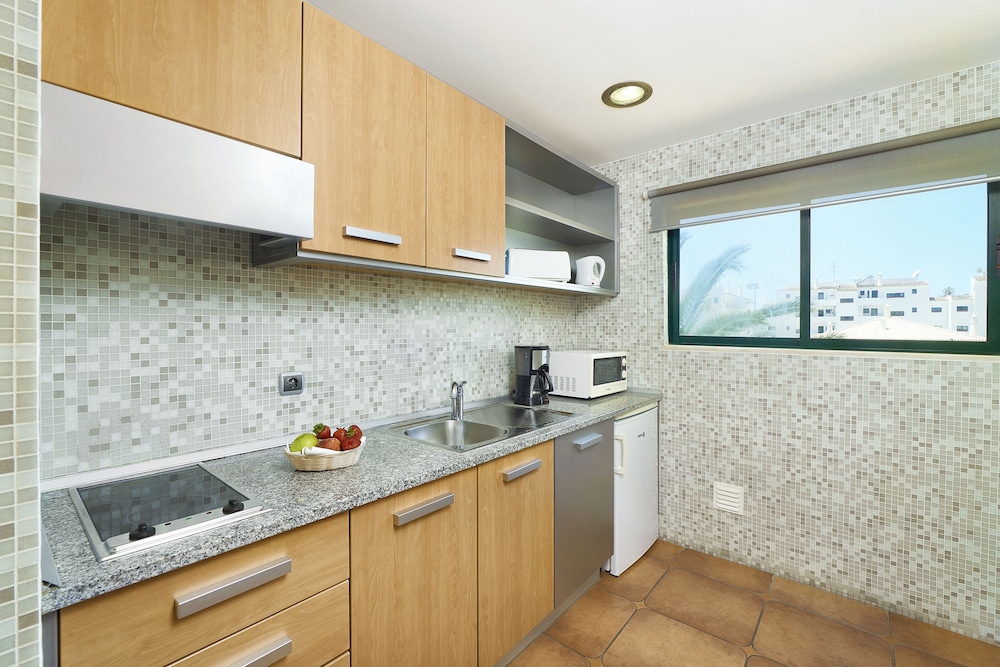Classic Studio, Balcony (Pool Sunny Side)
