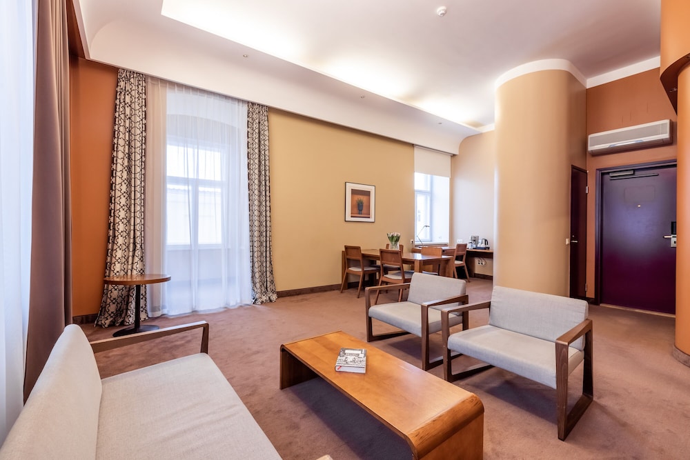 Classic Suite - Photo 1
