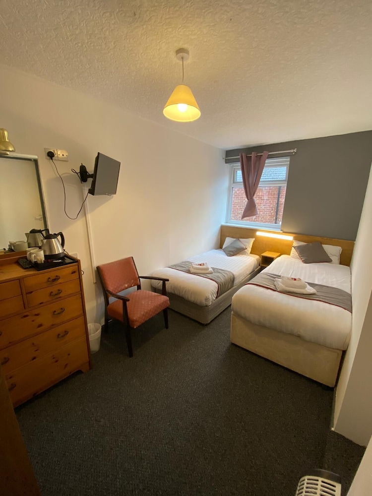 Twin Room, Ensuite