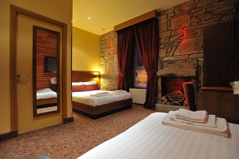 Standard Triple Room photo 3