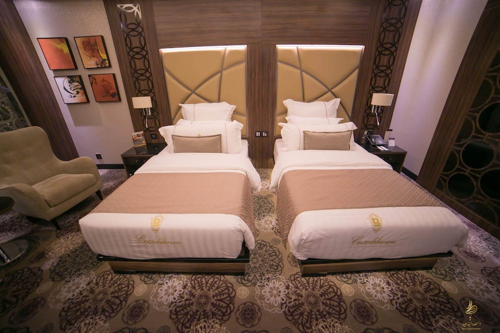 Deluxe Twin Room photo 2