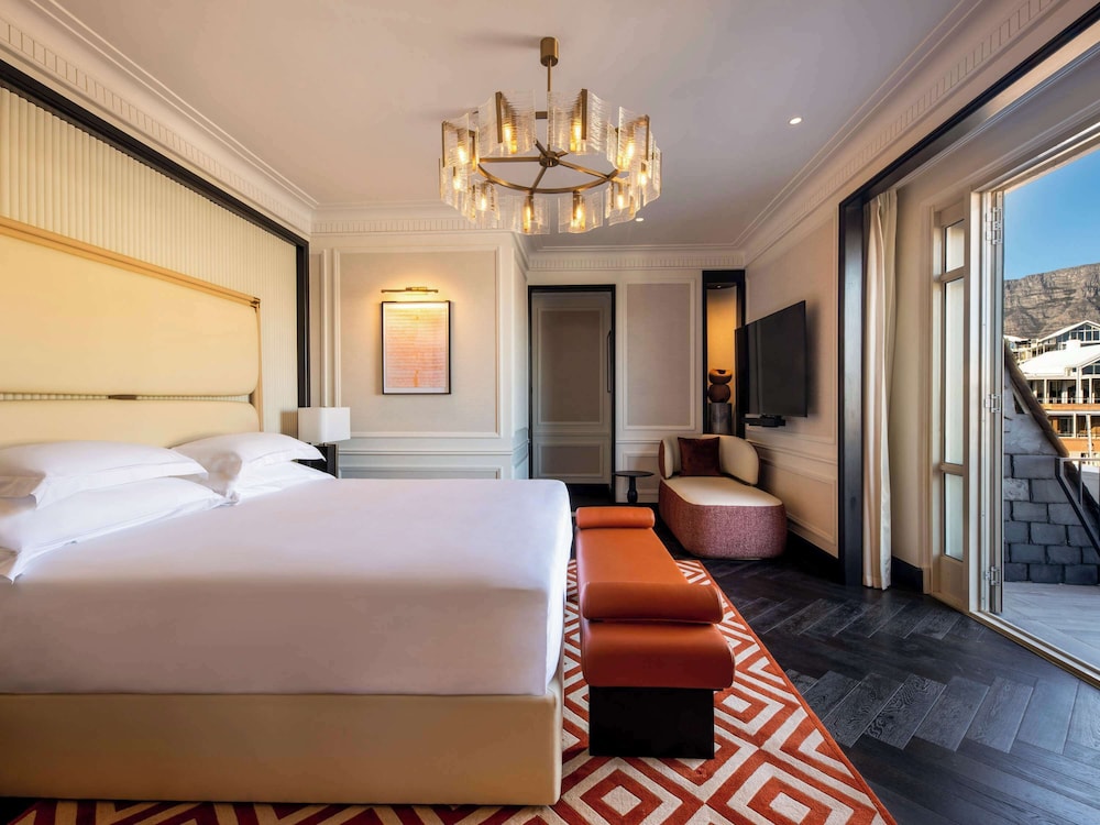 Suite, 2 Double Beds (Cape Grace) photo 1