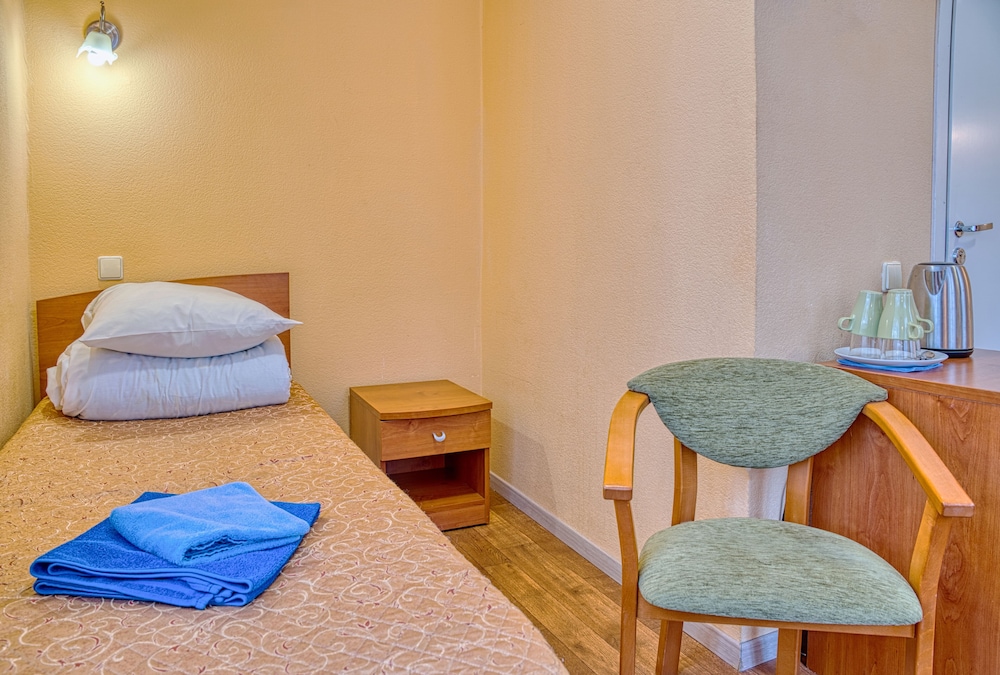 Triple Room (Reef, c/in at 14:00 - c/o at 12:00) photo 3