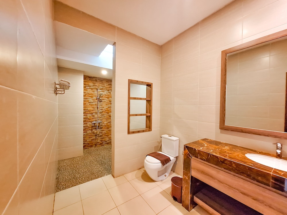 Suite - Photo 6