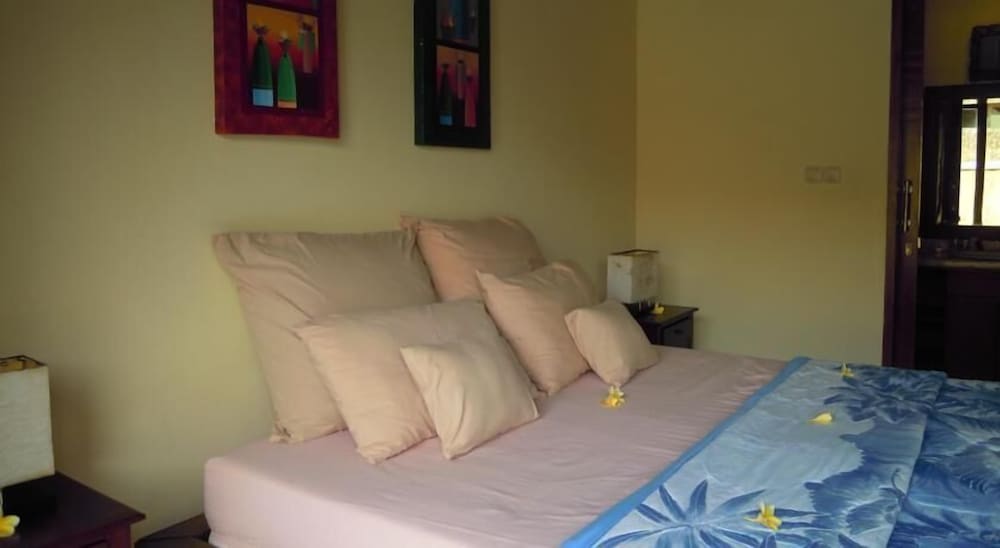 Villa A photo 1