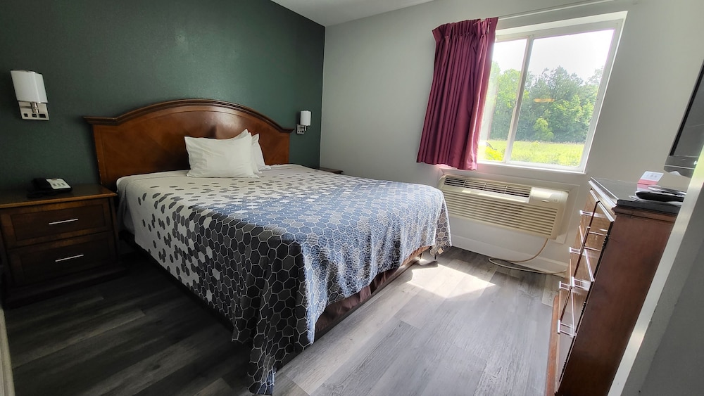 Executive Suite, 1 King Bed with Sofa bed, Non Smoking, Ensuite photo 3
