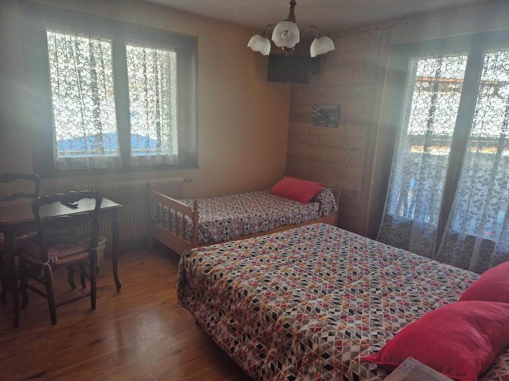 Triple Room, Balcony photo 1