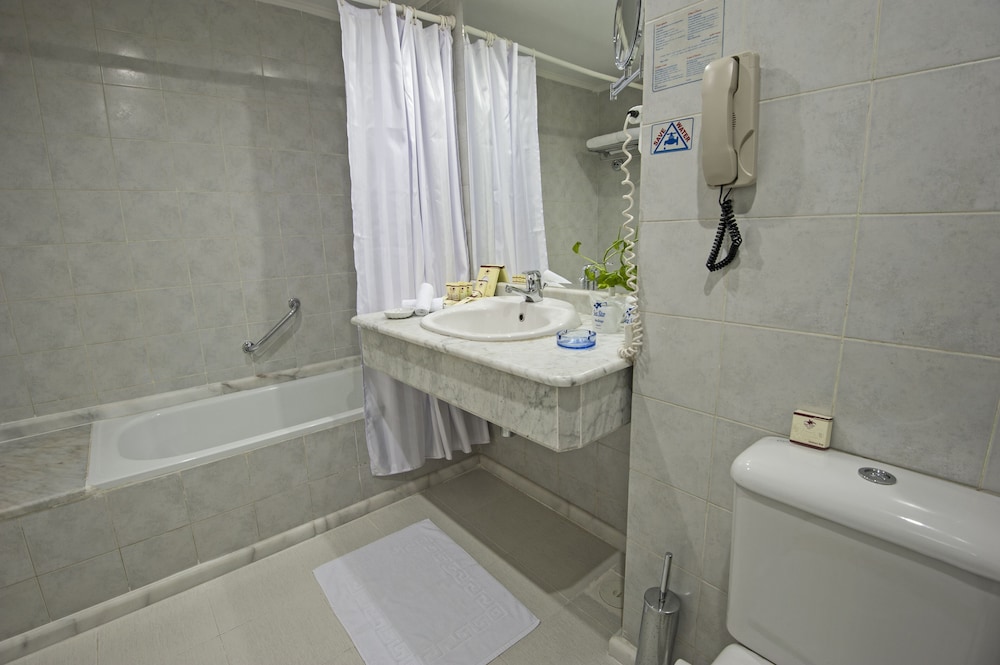 Standard Double Room, Sea View - Photo 5