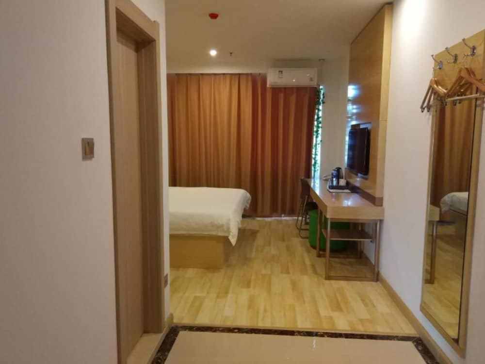 Business Double Room, 1 King Bed photo 3