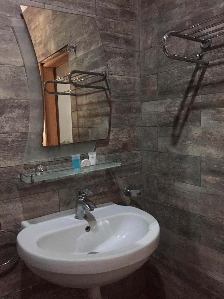 Standard Room - Photo 5