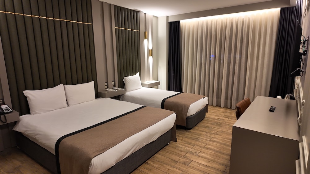 Twin Room - Photo 1