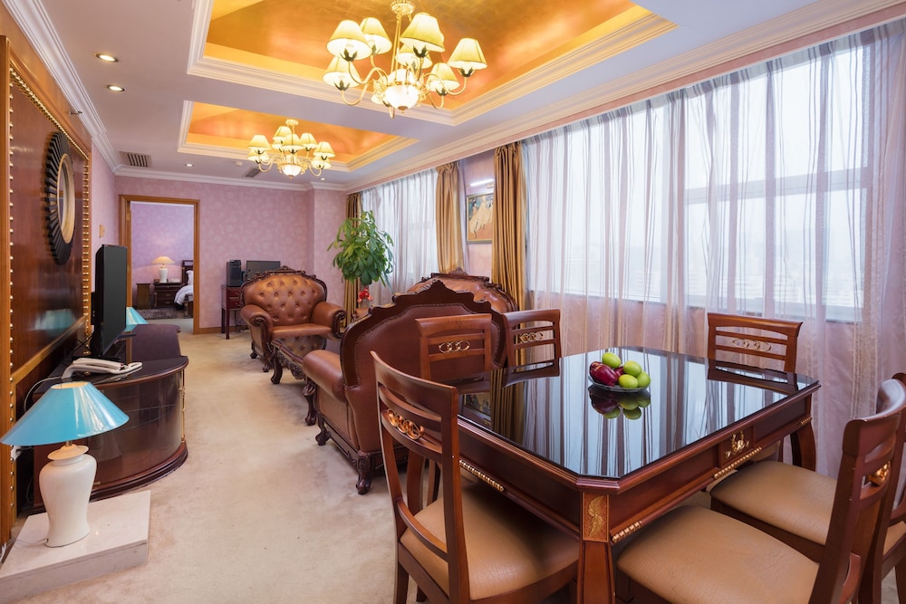 Gallery Suite photo 1