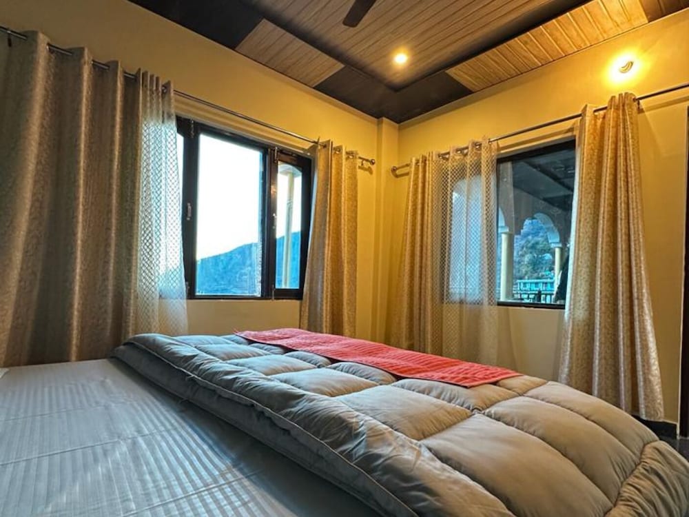 Deluxe Double Room, Mountain View photo 1