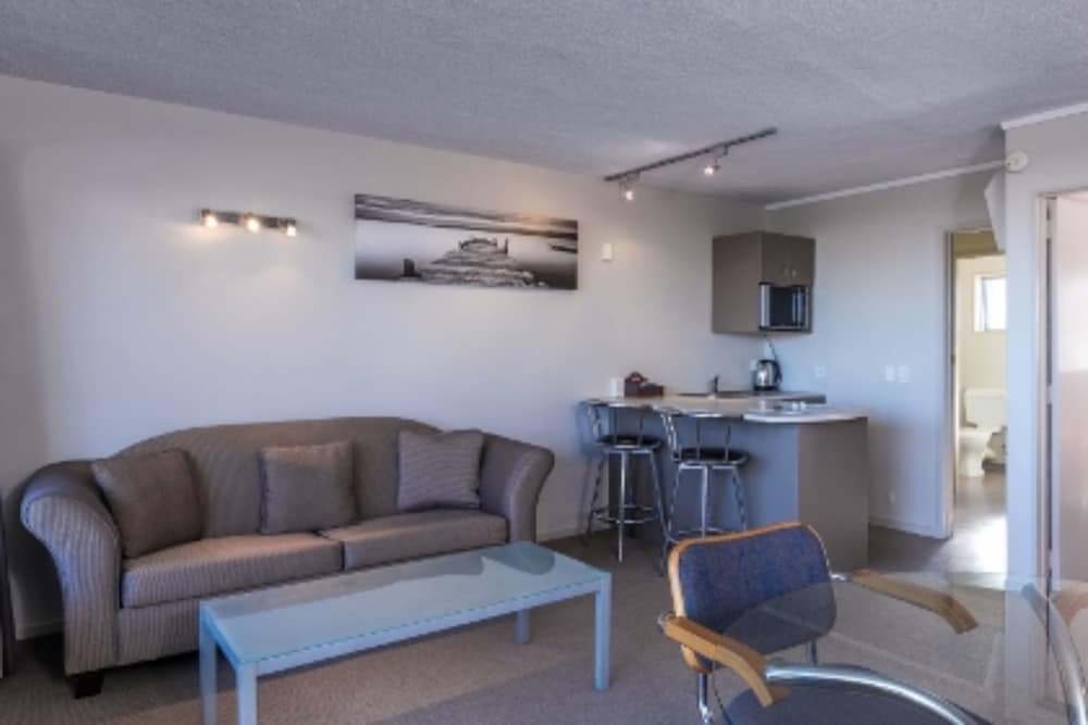 Ground Floor One-Bedroom Unit