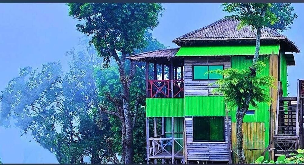 Exclusive Cottage, Hill View