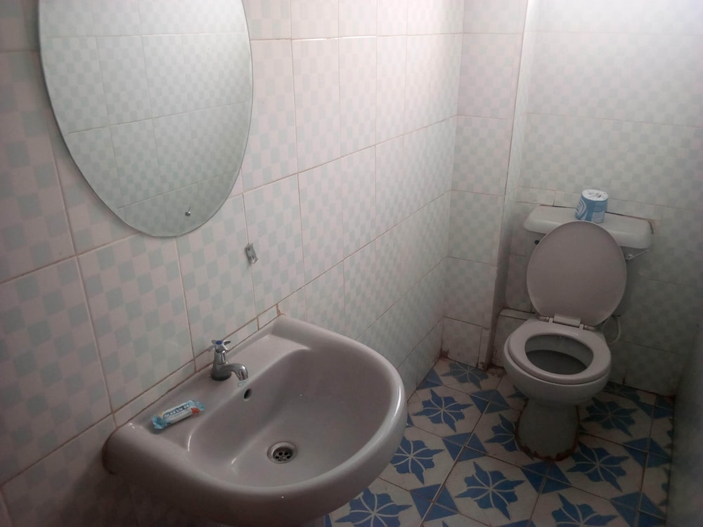 Single Room photo 3