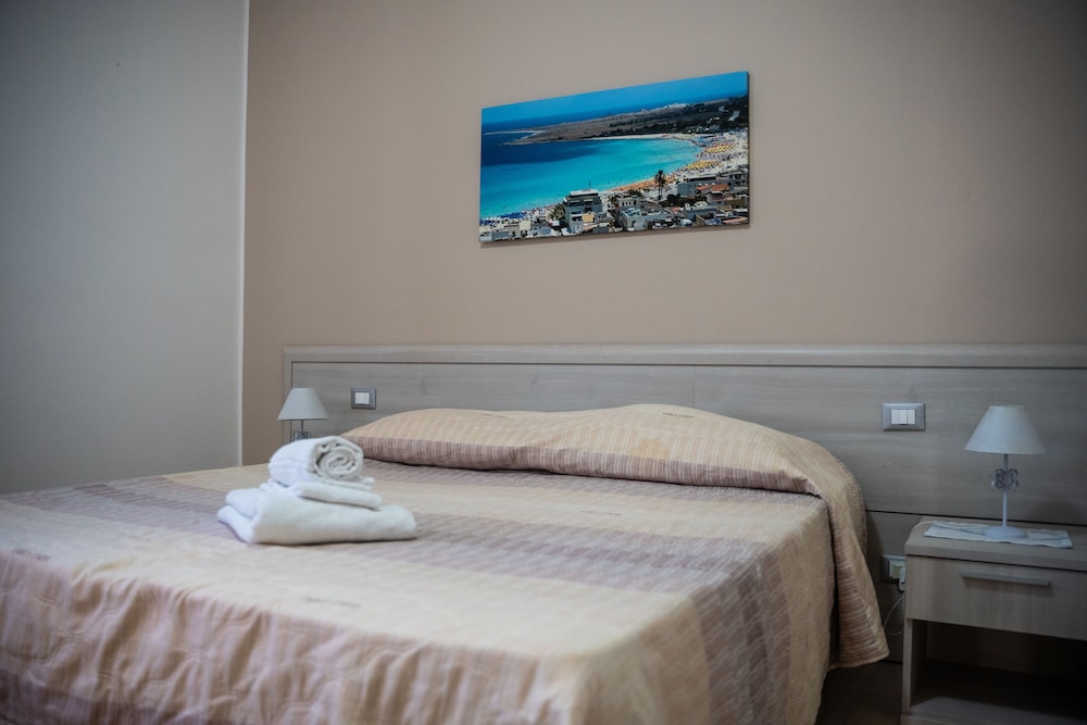 Deluxe Double or Twin Room photo 1