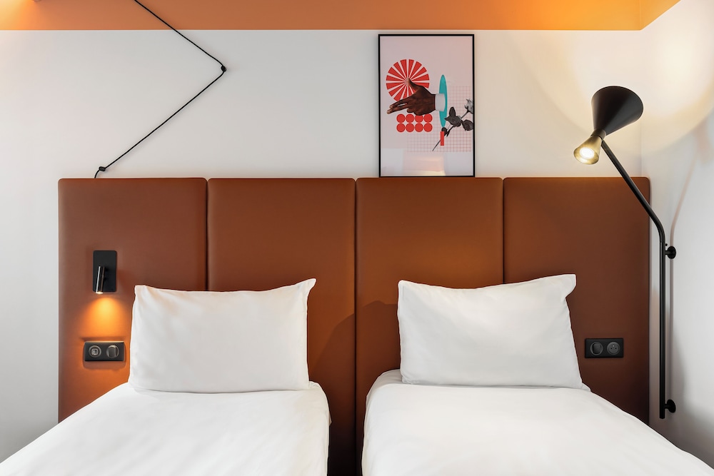 Standard Twin Room, 2 Twin Beds - Photo 5