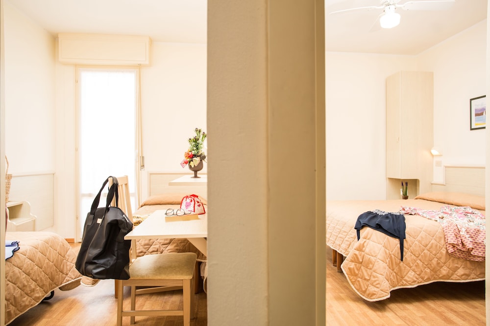 Triple Room photo 3