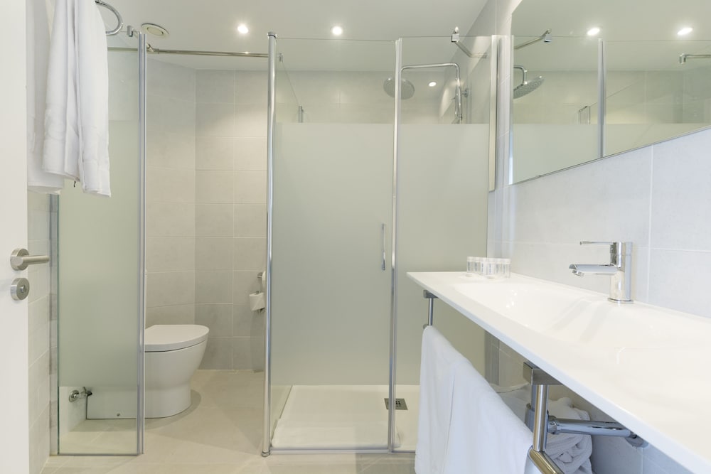 Double Room (Privilege Bali Bed - Sky Lounge Acces)