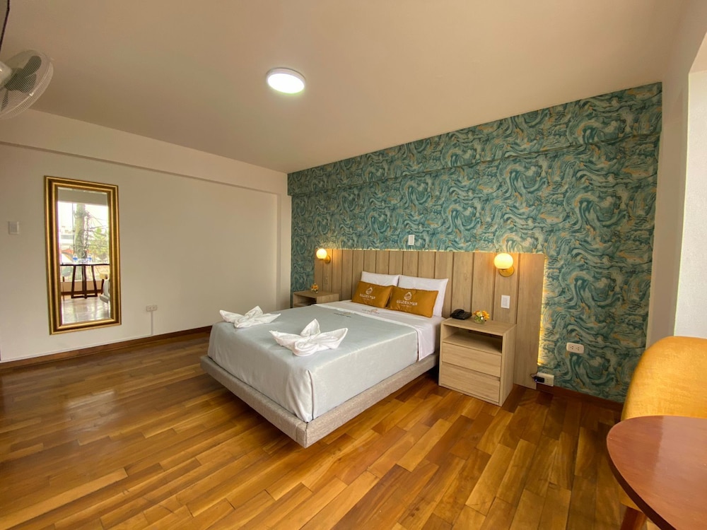 Superior Double Room, 1 Queen Bed, Partial Sea View