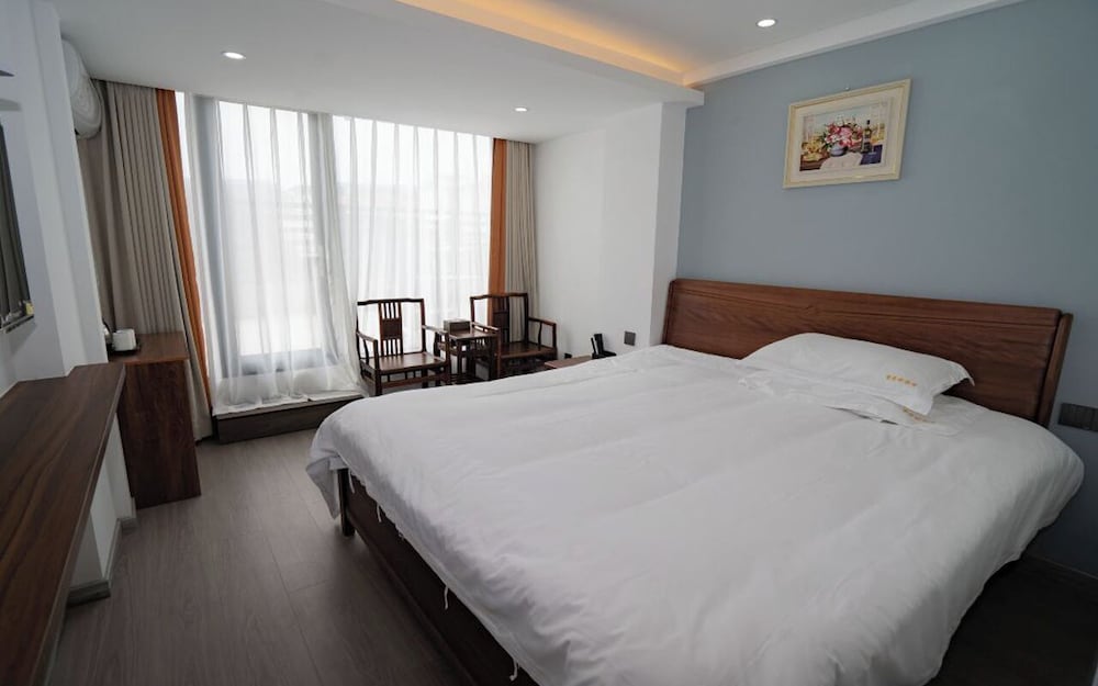 Elite Single Room