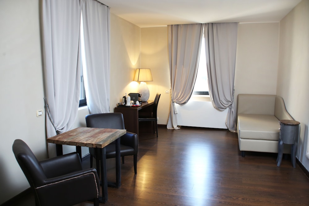 Junior Room