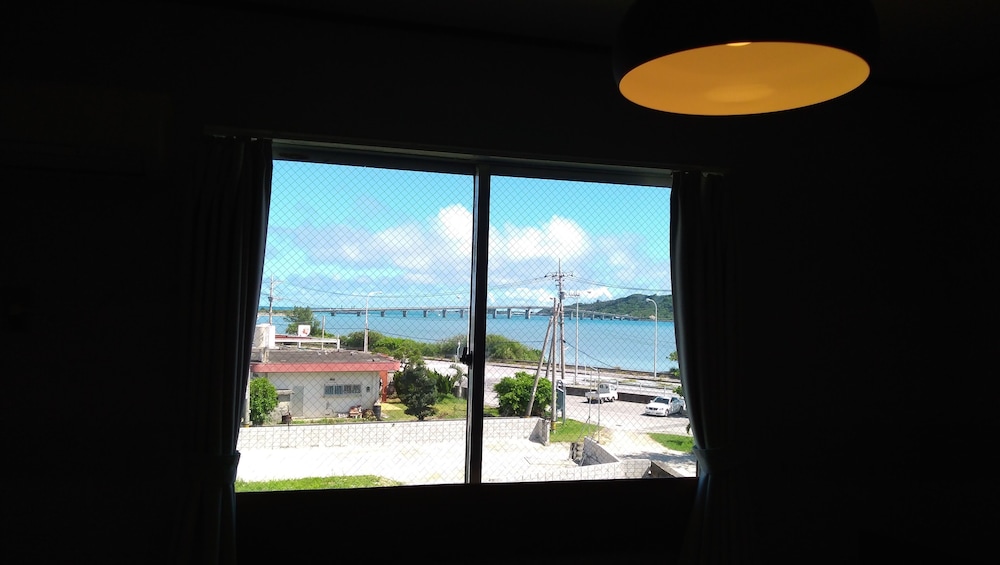 Basic Single Room, Partial Ocean View photo 2