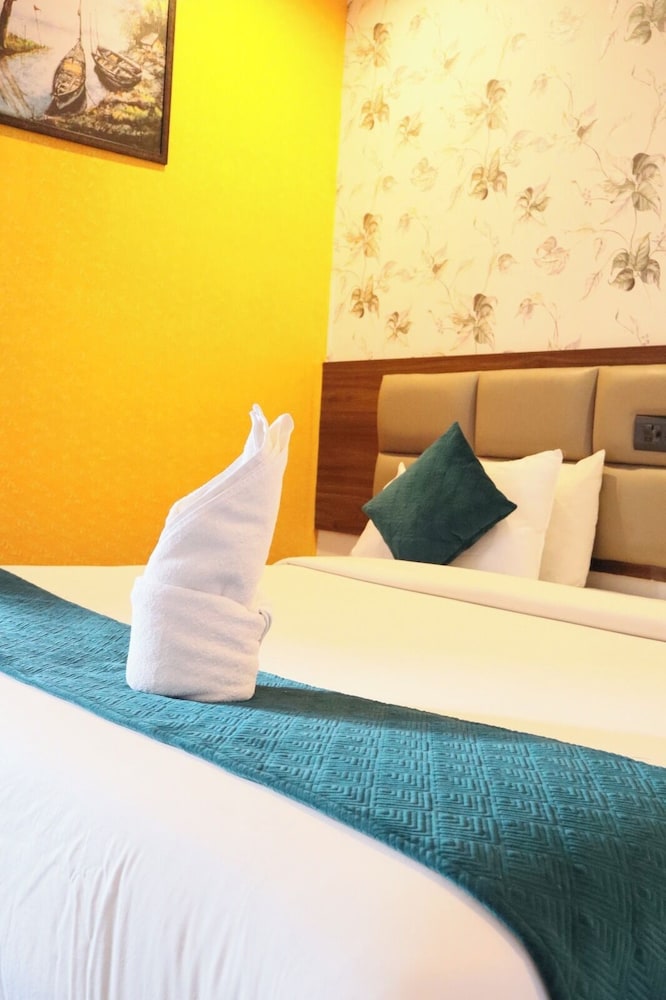 Premier Double Room - Photo 14