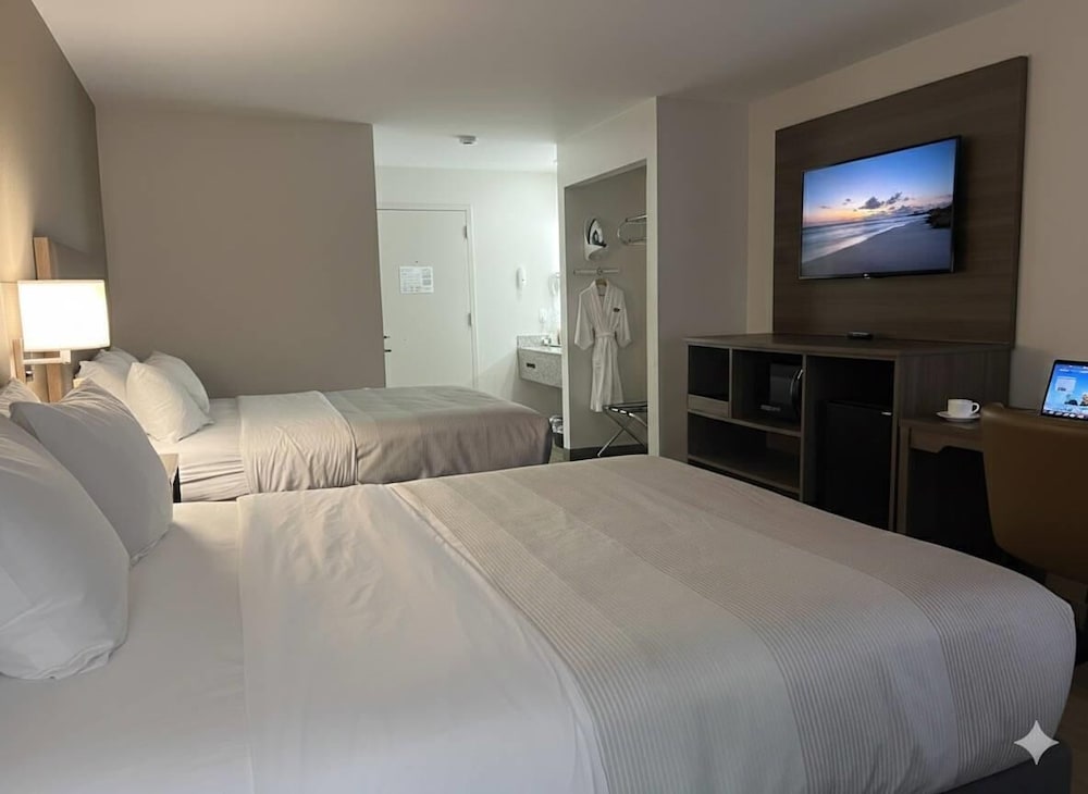 Room, 1 Queen Bed, Accessible, Non Smoking - Photo 1