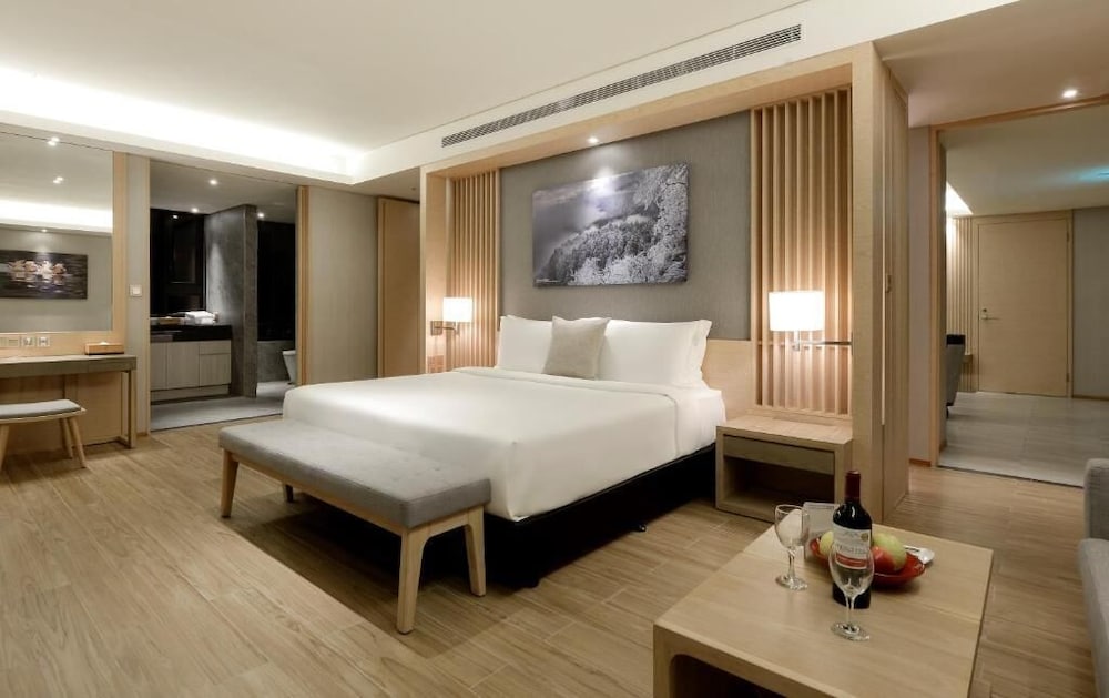 Executive Room photo 2