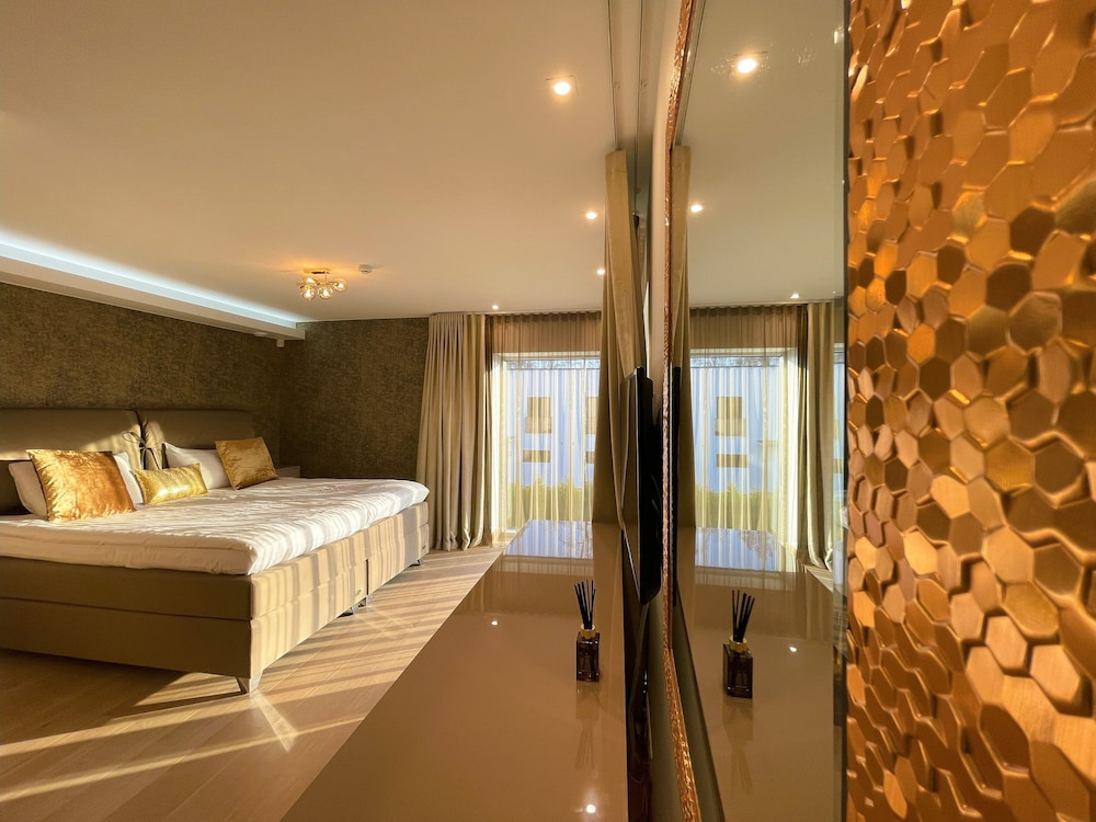 House, 4 Bedrooms, Private Pool