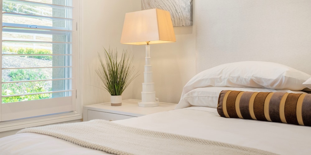 Deluxe Room, 1 King Bed