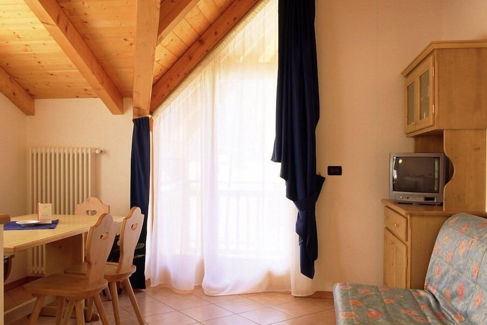 Apartment, 1 Bedroom (6pax) photo 3