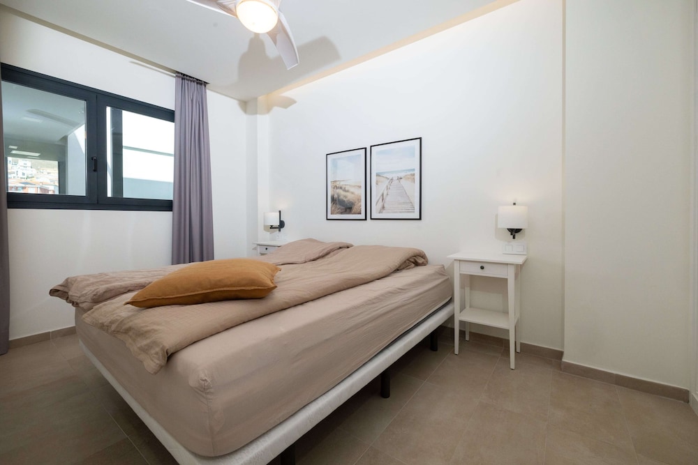 Ático de lujo, 2 habitaciones, vista al mar