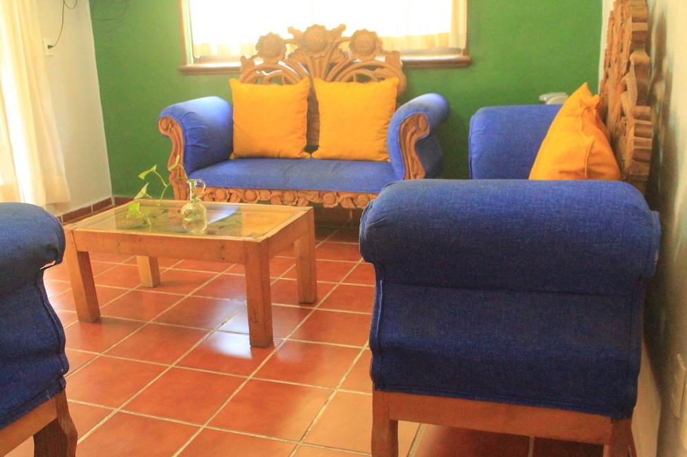 Family Room photo 1