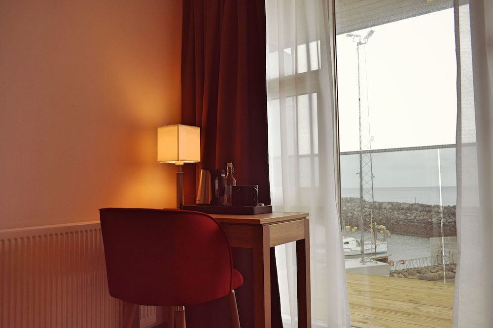 Standard Double or Twin Room, Private Bathroom photo 2