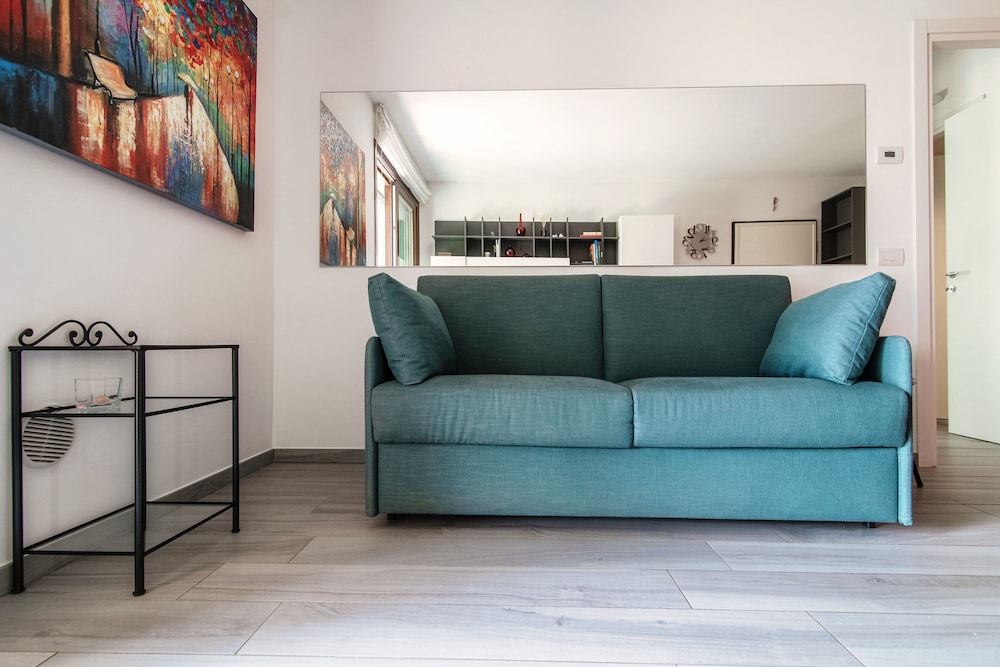 Apartment photo 1