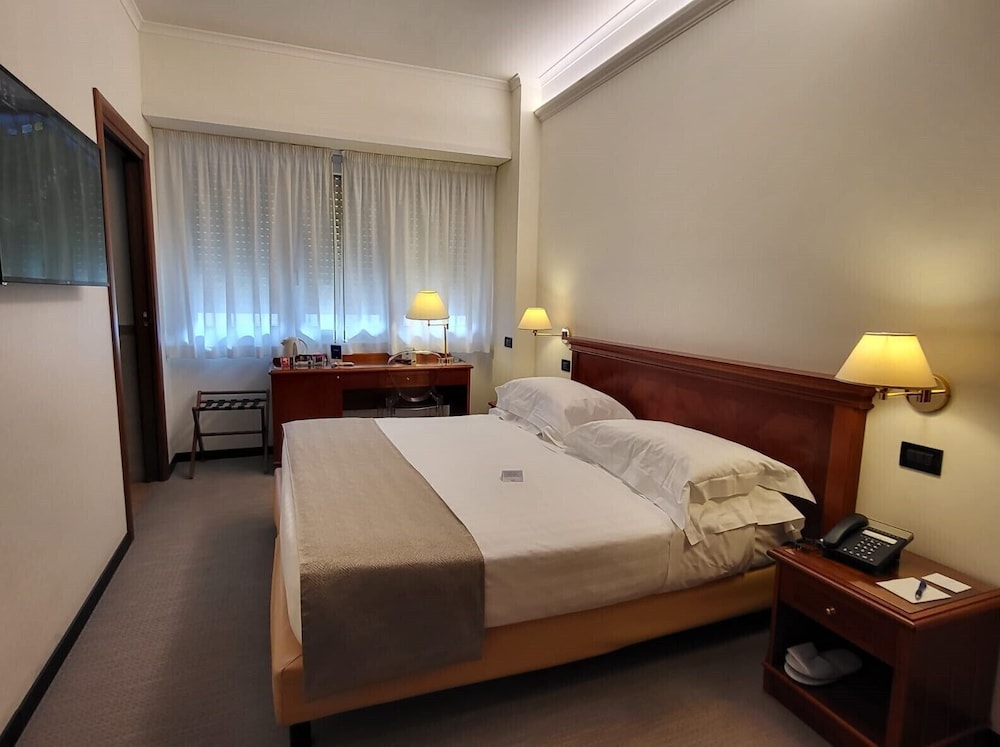 Classic Double Room, Mobility Accessible