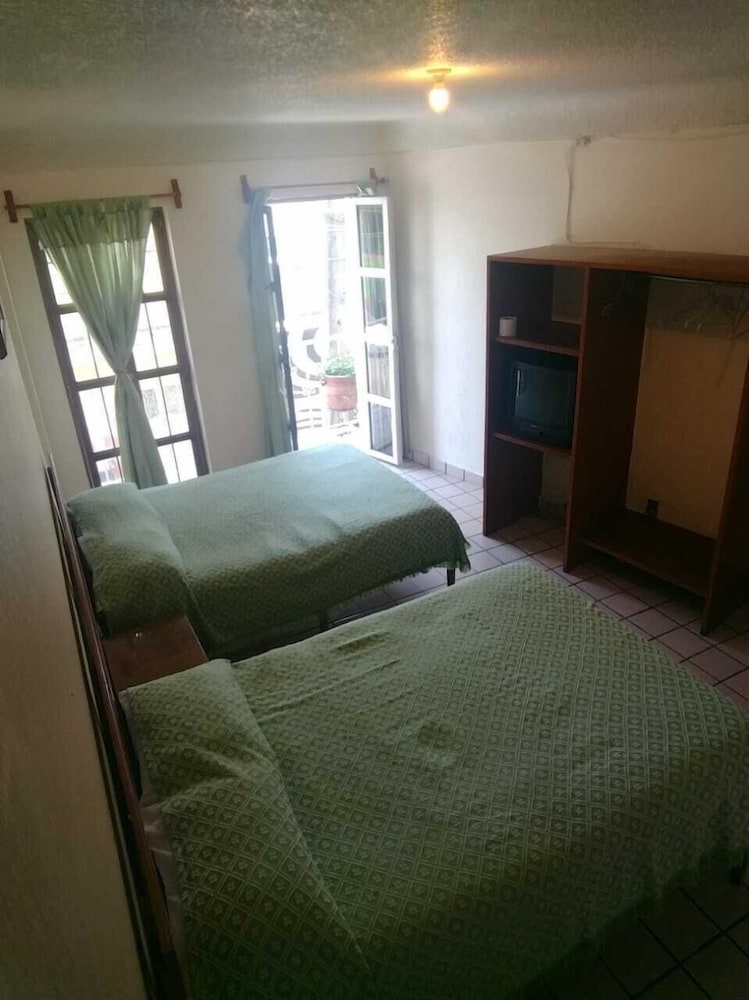 Room, 2 Double Beds photo 1
