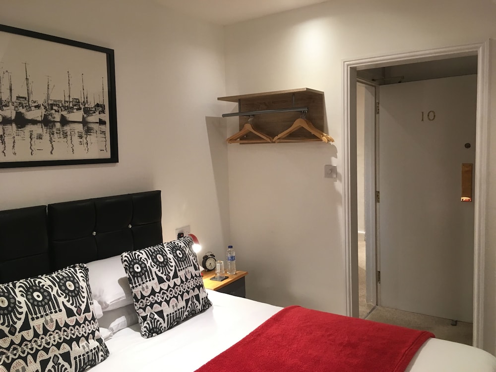 Double or Twin Room photo 2
